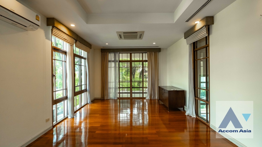 26  4 br House For Rent in Sukhumvit ,Bangkok BTS Phra khanong at Baan Sansiri Sukhumvit 67 AA35025