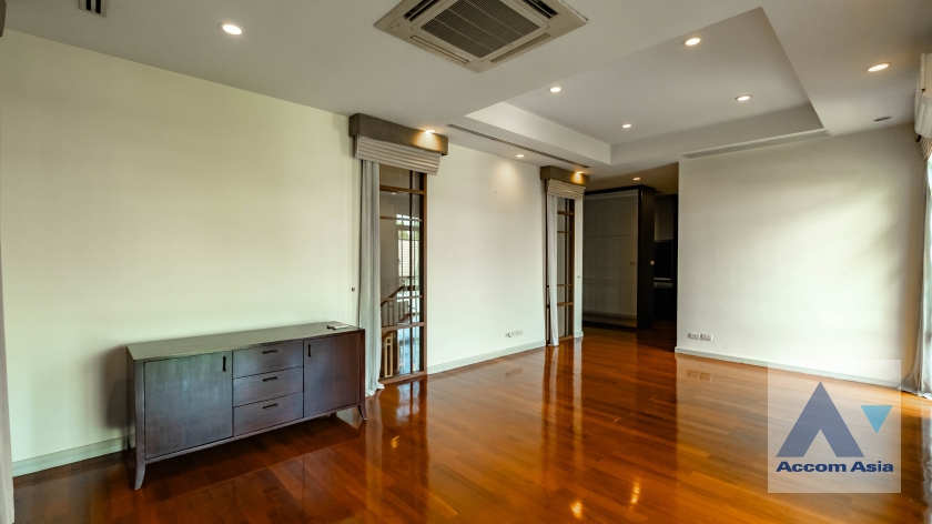 28  4 br House For Rent in Sukhumvit ,Bangkok BTS Phra khanong at Baan Sansiri Sukhumvit 67 AA35025