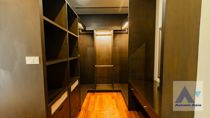 32  4 br House For Rent in Sukhumvit ,Bangkok BTS Phra khanong at Baan Sansiri Sukhumvit 67 AA35025