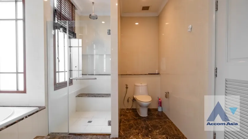 35  4 br House For Rent in Sukhumvit ,Bangkok BTS Phra khanong at Baan Sansiri Sukhumvit 67 AA35025