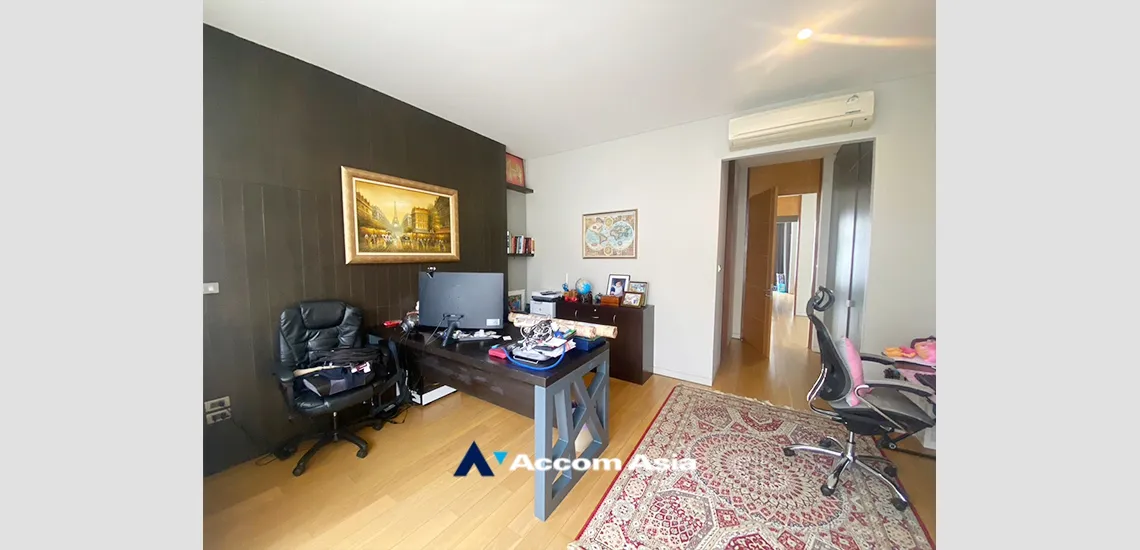 6  4 br House For Rent in Sukhumvit ,Bangkok BTS Phrom Phong at House with Private Pool AA35061