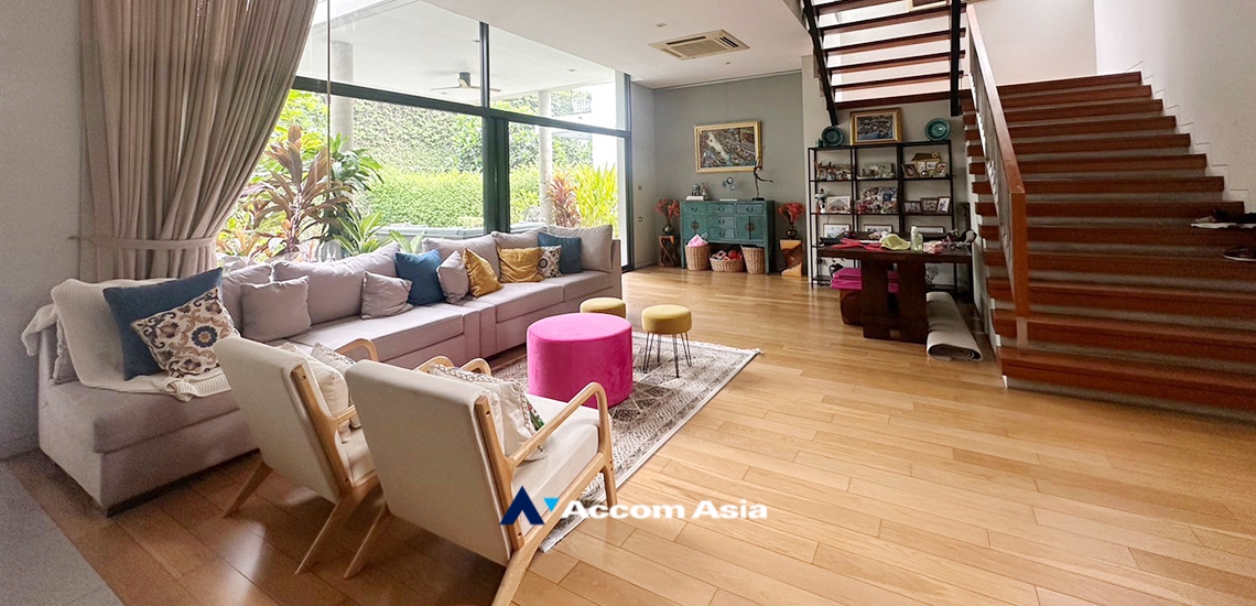 4  4 br House for rent and sale in Sukhumvit ,Bangkok BTS Phrom Phong at House with Private Pool AA35061