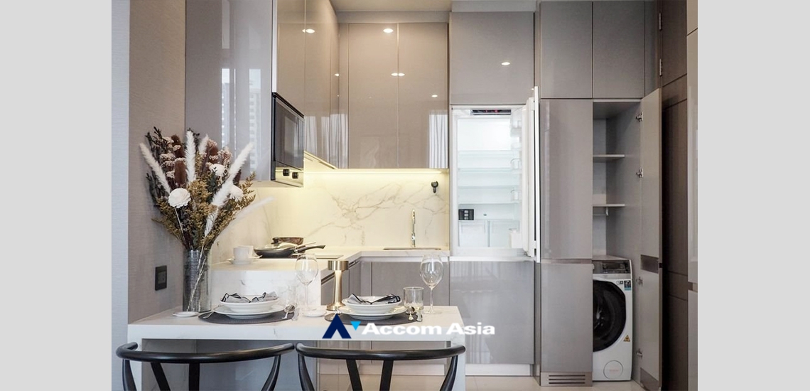  1  1 br Condominium For Sale in Ratchadaphisek ,Bangkok BTS Asok - ARL Makkasan - MRT Phetchaburi at The Esse At Singha Complex AA35062