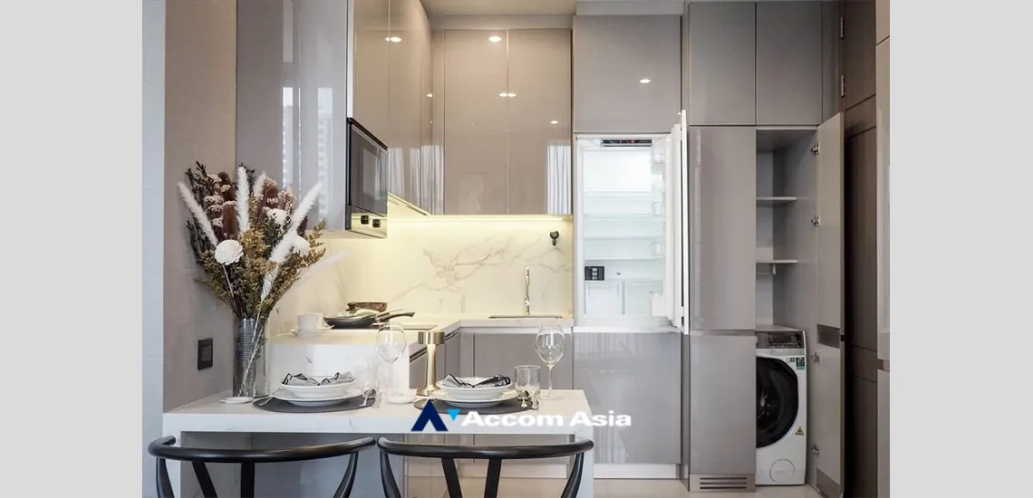  1  1 br Condominium For Sale in Ratchadaphisek ,Bangkok BTS Asok - ARL Makkasan - MRT Phetchaburi at The Esse At Singha Complex AA35062