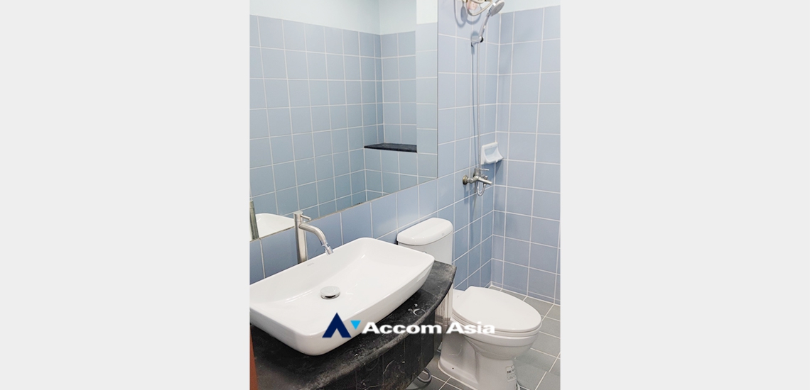 12  3 br House for rent and sale in Sukhumvit ,Bangkok BTS Phra khanong at Home Place Sukhumvit 71 AA35079