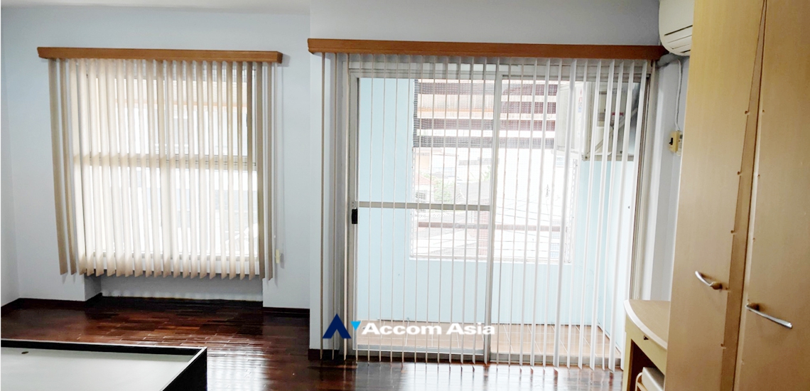 11  3 br House for rent and sale in Sukhumvit ,Bangkok BTS Phra khanong at Home Place Sukhumvit 71 AA35079