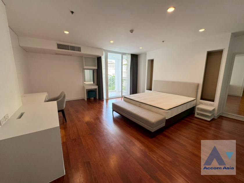 17  3 br Apartment For Rent in Sukhumvit ,Bangkok BTS Ekkamai at Ekkamai Family Apartment AA35093