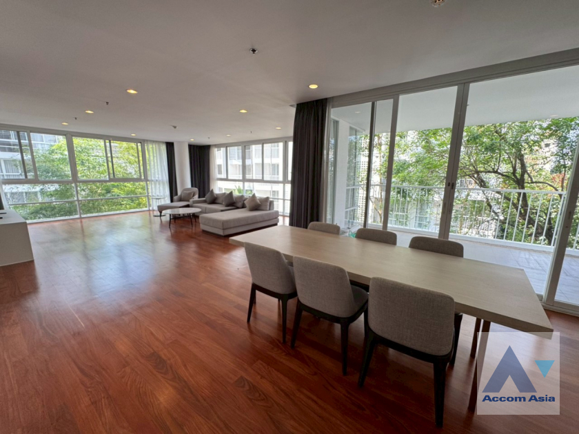 5  3 br Apartment For Rent in Sukhumvit ,Bangkok BTS Ekkamai at Ekkamai Family Apartment AA35093