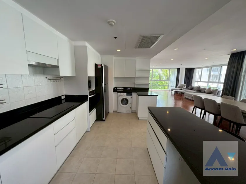 9  3 br Apartment For Rent in Sukhumvit ,Bangkok BTS Ekkamai at Ekkamai Family Apartment AA35093