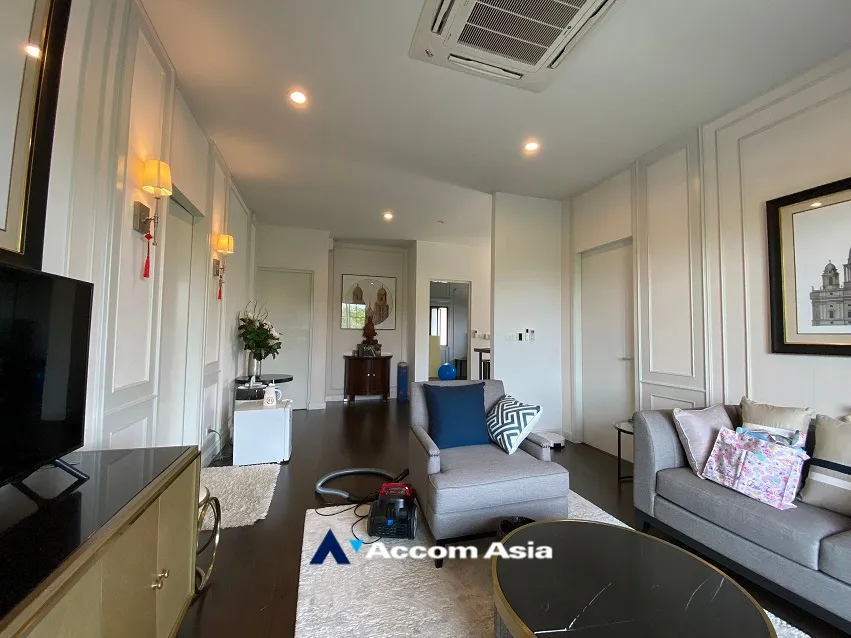 unit 6 Bedrooms  House For Sale in Pattanakarn, Bangkok  near ARL Hua Mak (AA35095)