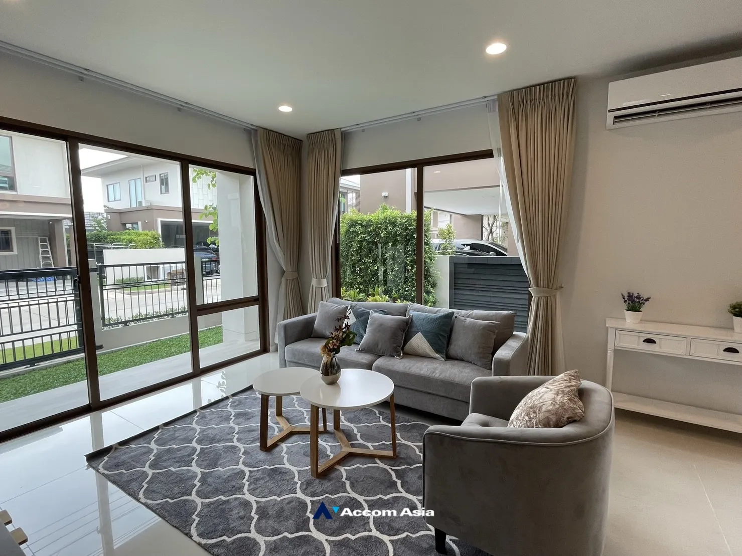 unitFully Furnished |  4 Bedrooms  House For Rent in Ramkhamhaeng, Bangkok  (AA35120)