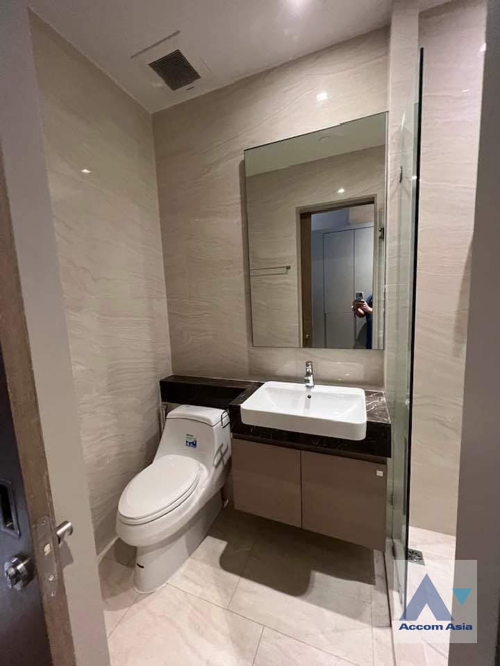 8  1 br Condominium For Rent in Silom ,Bangkok BTS Chong Nonsi at Ashton Silom AA35156