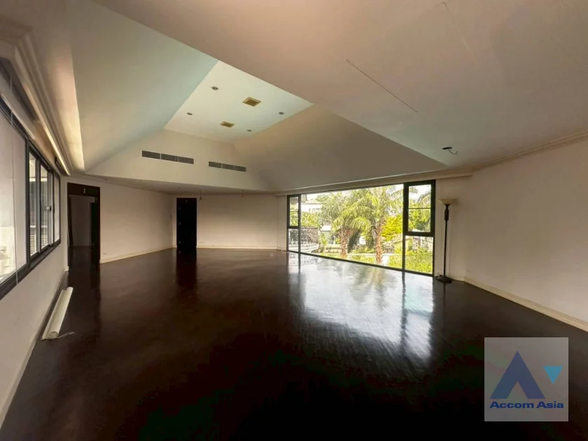 22  5 br House For Rent in Pattanakarn ,Bangkok BTS On Nut at Panya Pattanakarn Village 54937