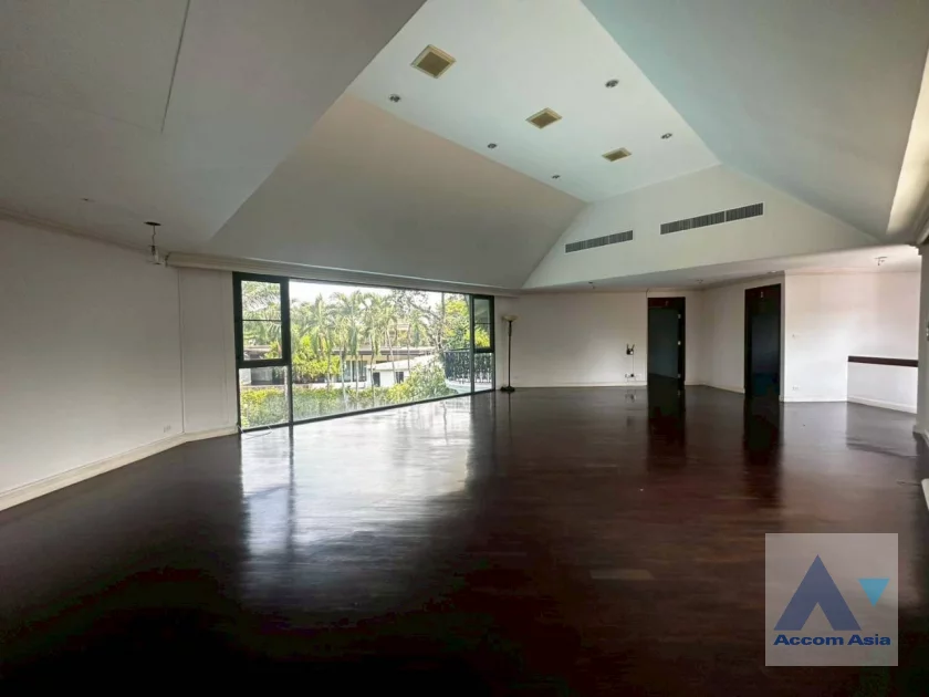 24  5 br House For Rent in Pattanakarn ,Bangkok BTS On Nut at Panya Pattanakarn Village 54937