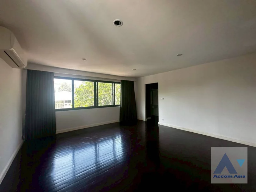 25  5 br House For Rent in Pattanakarn ,Bangkok BTS On Nut at Panya Pattanakarn Village 54937