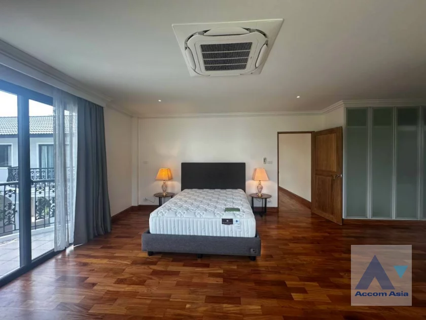 22  5 br House For Rent in Pattanakarn ,Bangkok BTS On Nut at Panya Pattanakarn Village 54937