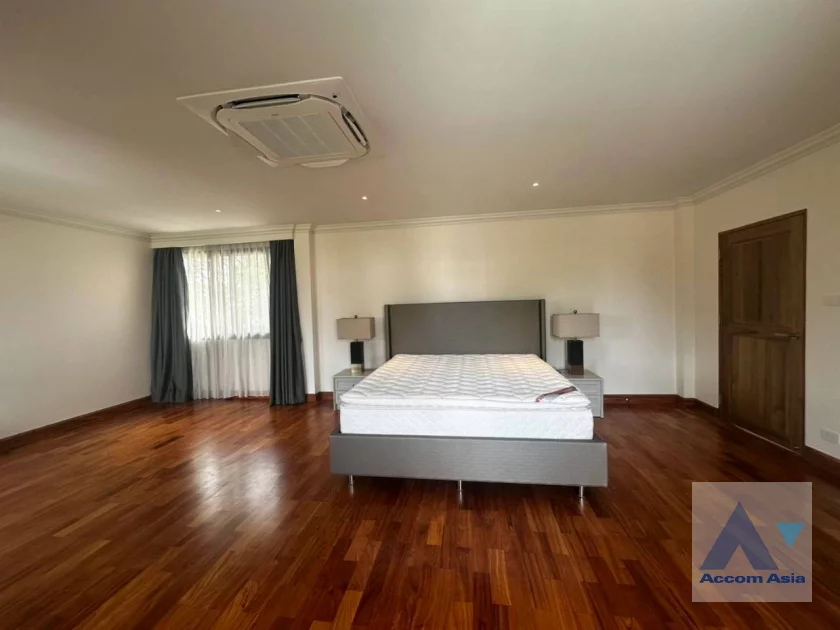 17  5 br House For Rent in Pattanakarn ,Bangkok BTS On Nut at Panya Pattanakarn Village 54937
