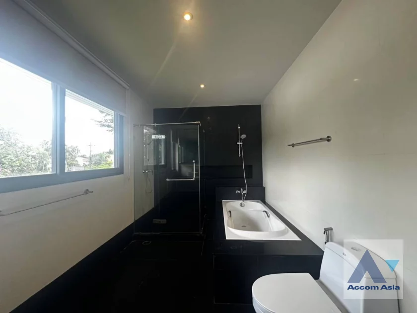 33  5 br House For Rent in Pattanakarn ,Bangkok BTS On Nut at Panya Pattanakarn Village 54937