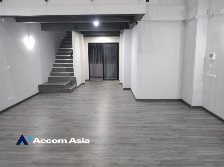  1  4 br Townhouse For Rent in Pattanakarn ,Bangkok BTS On Nut at The Pride Sukhumvit 77 AA35162