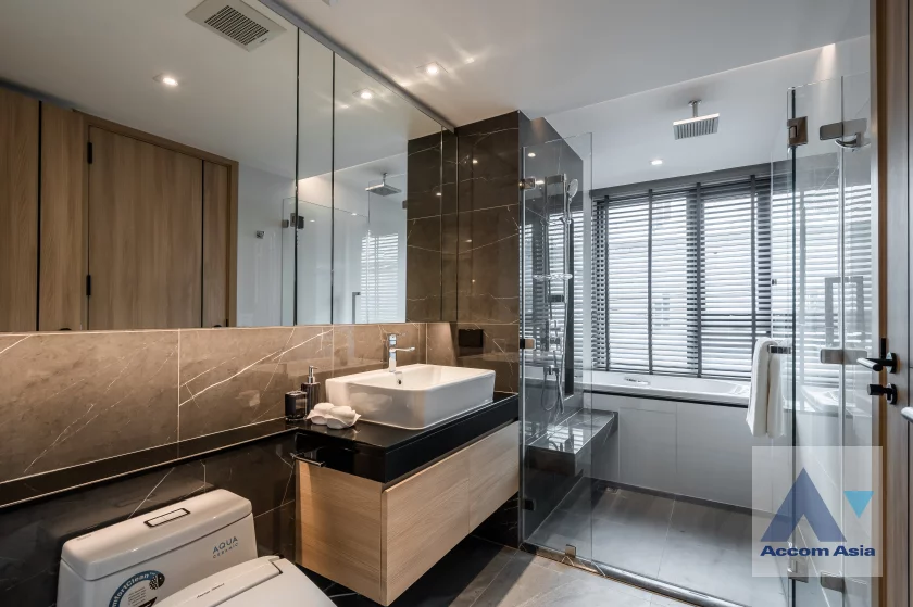 13  1 br Apartment For Rent in Sukhumvit ,Bangkok BTS Ekkamai at Luxury apartment AA35166