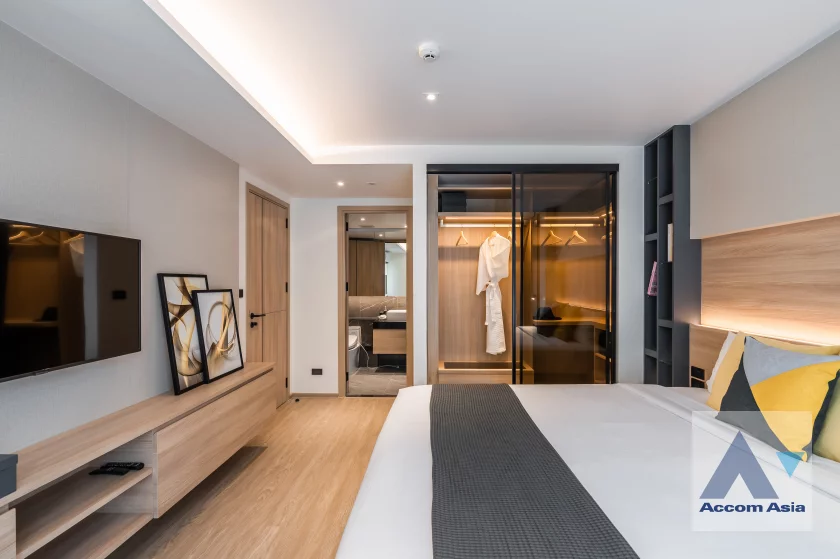 8  1 br Apartment For Rent in Sukhumvit ,Bangkok BTS Ekkamai at Luxury apartment AA35166