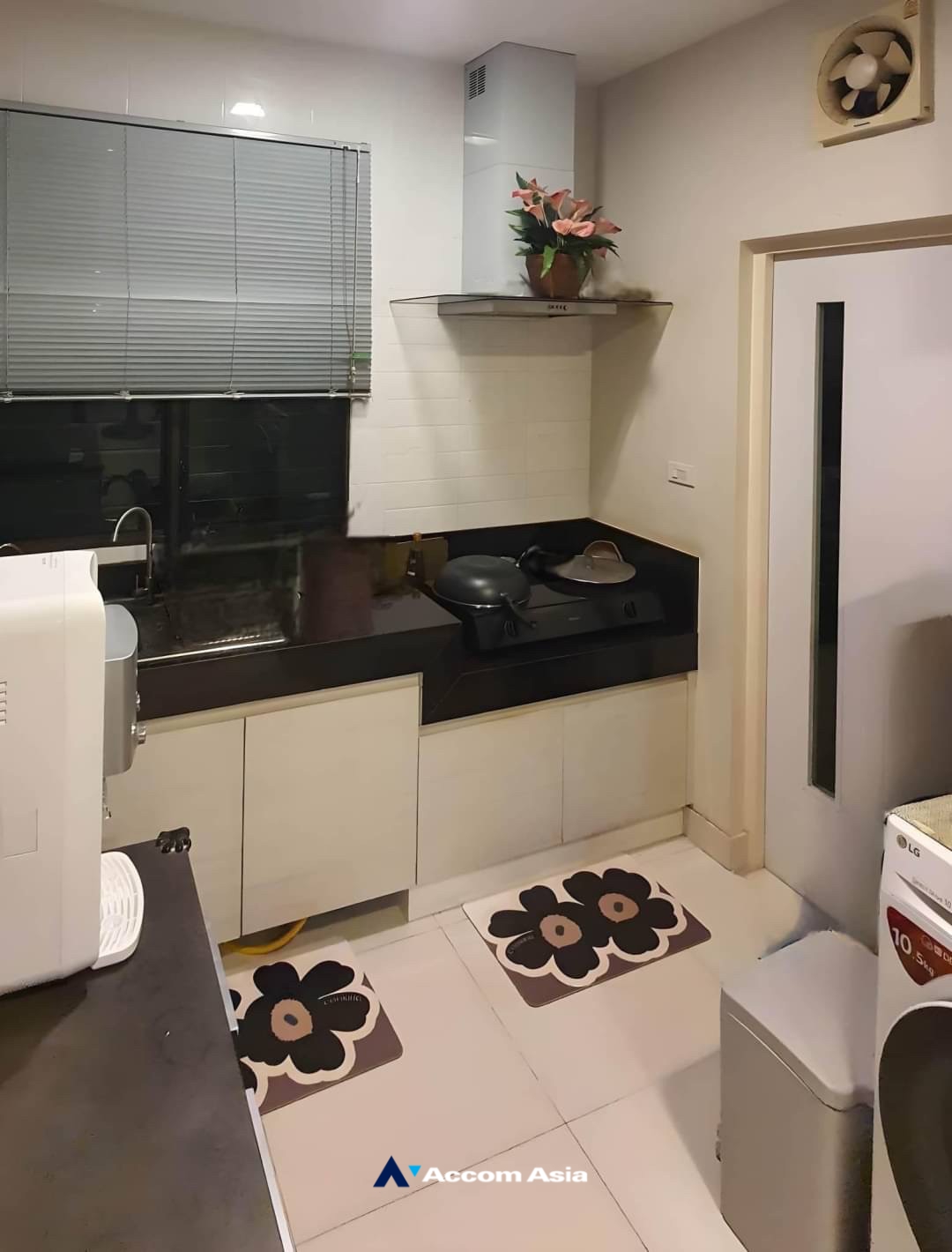  1  4 br House for rent and sale in Pattanakarn ,Bangkok ARL Ban Thap Chang at Manthana Onnut Wongwan 3 AA35176