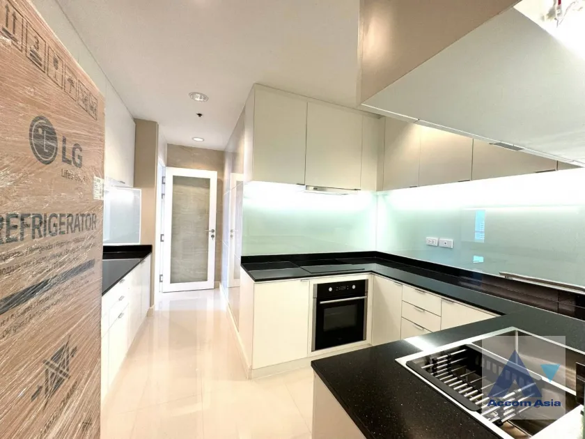 7  3 br Condominium For Rent in Ploenchit ,Bangkok BTS Chitlom at Grand Langsuan AA35190