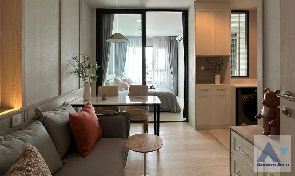  2  1 br Condominium For Rent in Ploenchit ,Bangkok BTS Ploenchit at Life One Wireless AA35201
