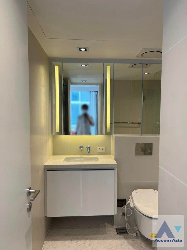 4  1 br Condominium For Sale in Sukhumvit ,Bangkok BTS Phrom Phong at Scope Promsri AA35207