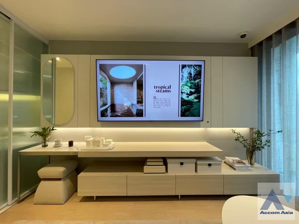  2  1 br Condominium For Sale in Sukhumvit ,Bangkok BTS Phrom Phong at Scope Promsri AA35207