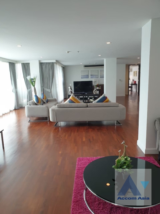  1  4 br Apartment For Rent in Silom ,Bangkok BTS Surasak at High-end Low Rise  AA35268