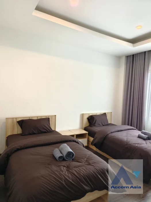 14  4 br House for rent and sale in Sukhumvit ,Bangkok BTS Ekkamai AA35280