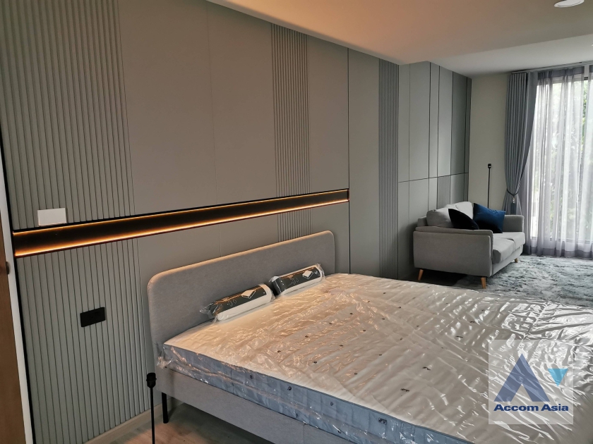 7  6 br Townhouse For Rent in Samutprakan ,  at Bangna House AA35283