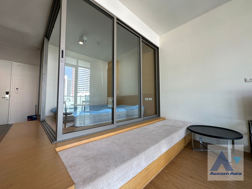 8  1 br Condominium for rent and sale in Silom ,Bangkok MRT Sam Yan - BTS Chong Nonsi at Siamese Surawong AA35296