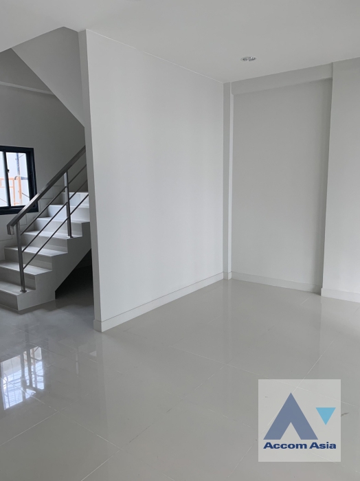 4  Shophouse For Rent in Pattanakarn ,Bangkok BTS On Nut at The Master @ BTS Onnut Pattanakarn AA35304