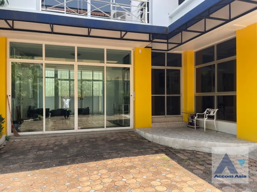  1  5 br House for rent and sale in Phaholyothin ,Bangkok BTS Saphan-Kwai AA35307