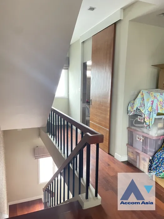 unitHome Office |  2 Bedrooms  House For Rent in Sathorn, Bangkok  near BRT Thanon Chan (AA35309)