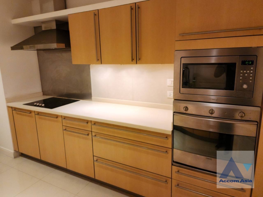 4  3 br Condominium For Rent in Ploenchit ,Bangkok BTS Ploenchit at Athenee Residence AA35311