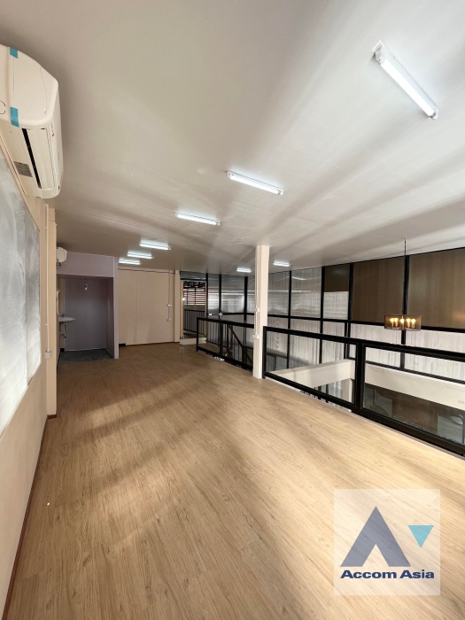 8  Warehouse For Rent in Ratchadaphisek ,Bangkok MRT Thailand Cultural Center - MRT Rama 9 AA35322