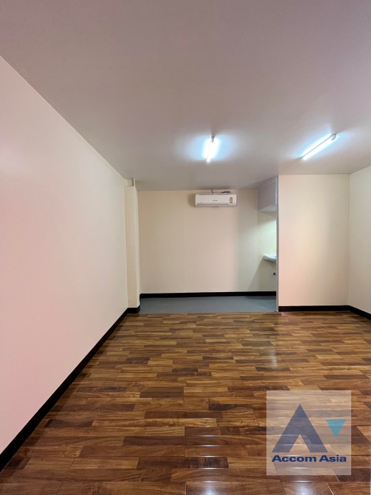 10  Warehouse For Rent in Ratchadaphisek ,Bangkok MRT Thailand Cultural Center - MRT Rama 9 AA35322