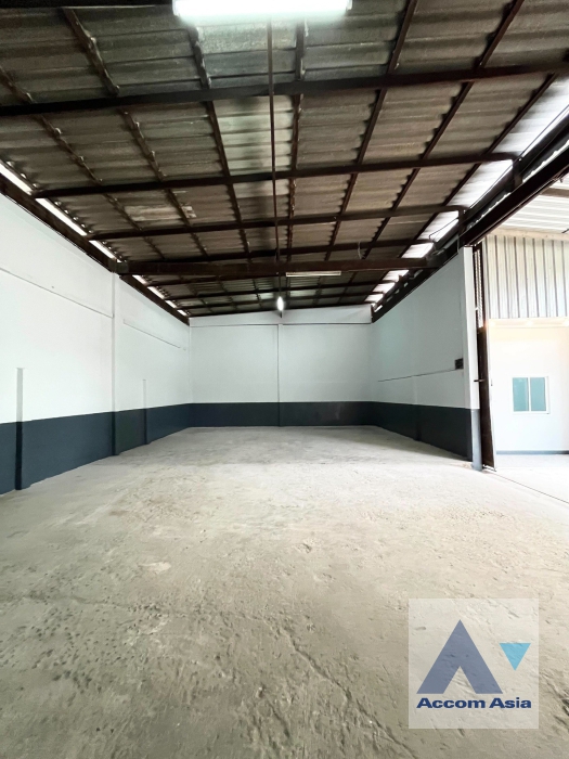 5  Warehouse For Rent in Lat Phrao ,Bangkok  AA35323