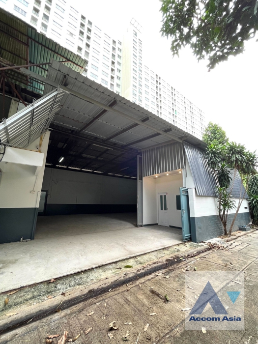  1  Warehouse For Rent in Lat Phrao ,Bangkok  AA35323