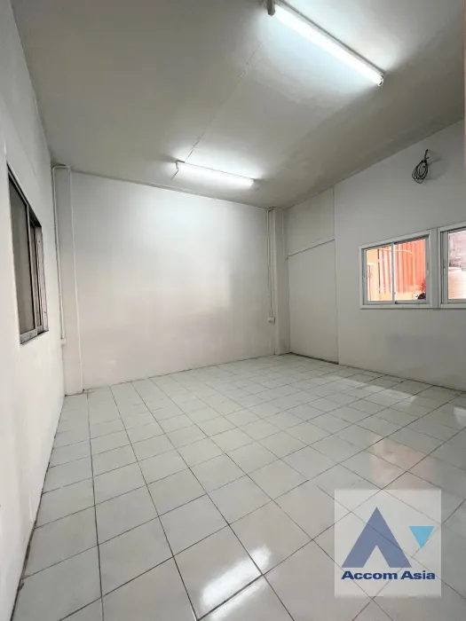 unit Warehouse For Rent in Ratchadaphisek, Bangkok  (AA35324)