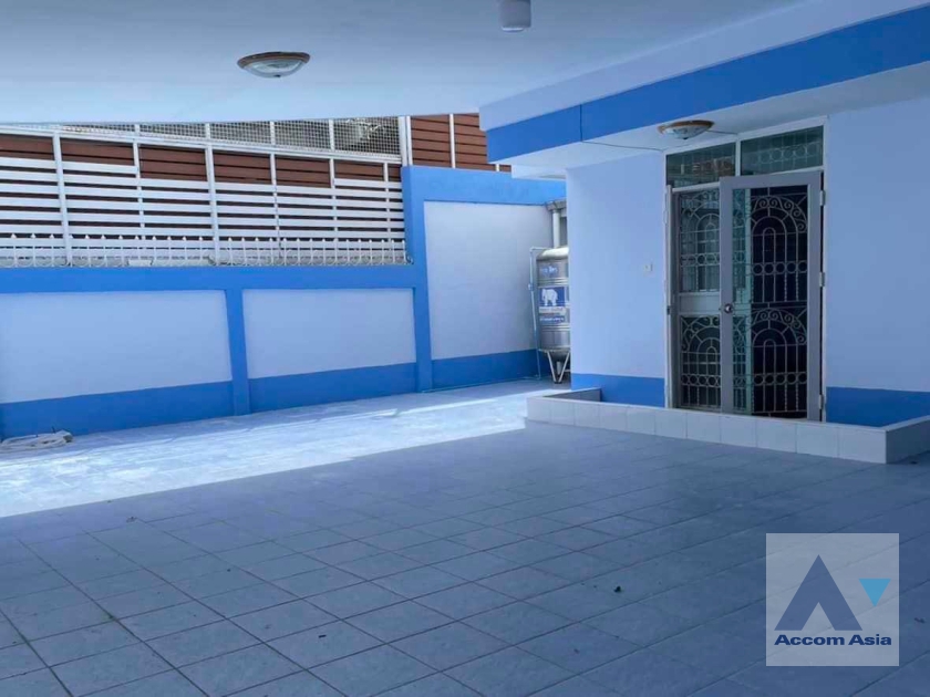  1  3 br House For Rent in Sukhumvit ,Bangkok BTS Punnawithi at Saranchit 2 Village AA35332