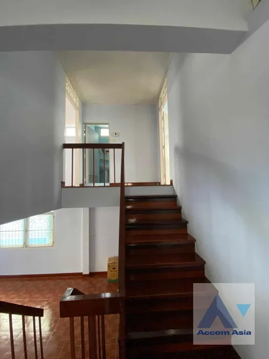 7  3 br House For Rent in Sukhumvit ,Bangkok BTS Punnawithi at Saranchit 2 Village AA35332