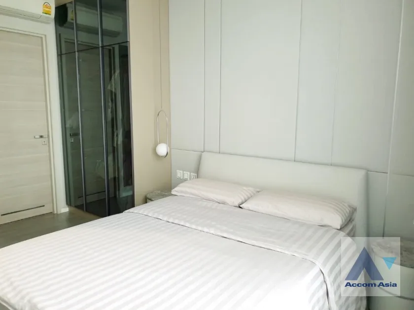 unitThe Room Sathorn St Louis