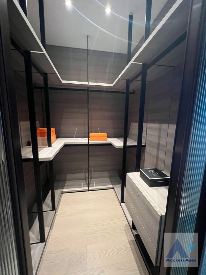 6  1 br Condominium For Rent in Ploenchit ,Bangkok BTS Chitlom at Scope Langsuan AA35365