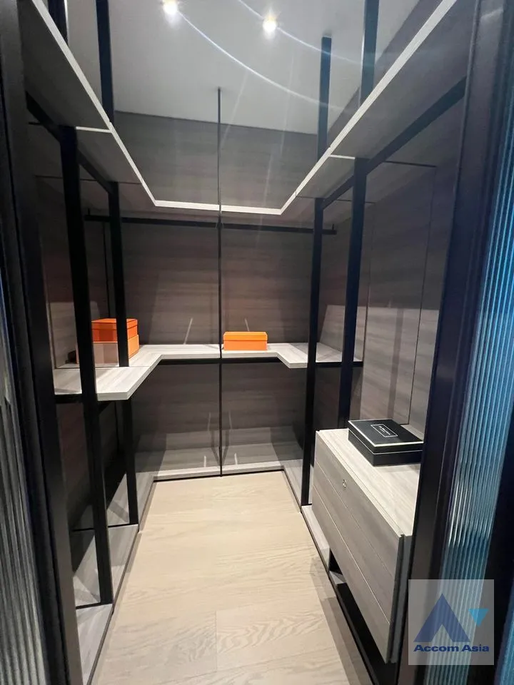 6  1 br Condominium For Rent in Ploenchit ,Bangkok BTS Chitlom at Scope Langsuan AA35365