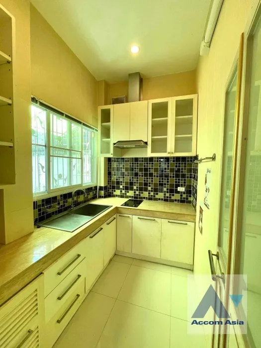  1  3 br Townhouse For Rent in Pattanakarn ,Bangkok ARL Hua Mak at The Metro Rama 9 AA35375