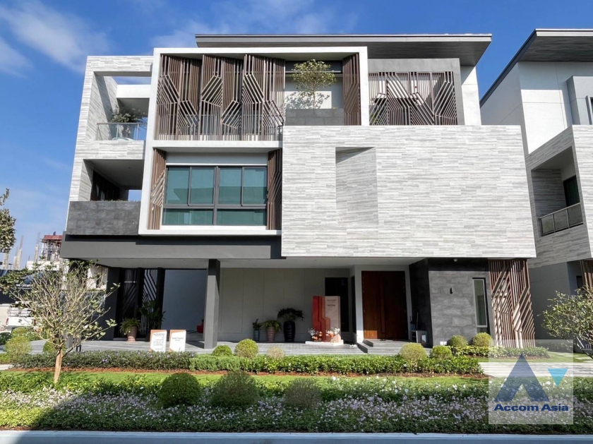  2  5 br House For Sale in Pattanakarn ,Bangkok ARL Hua Mak at The Gentry Phatthanakan 2 AA35385